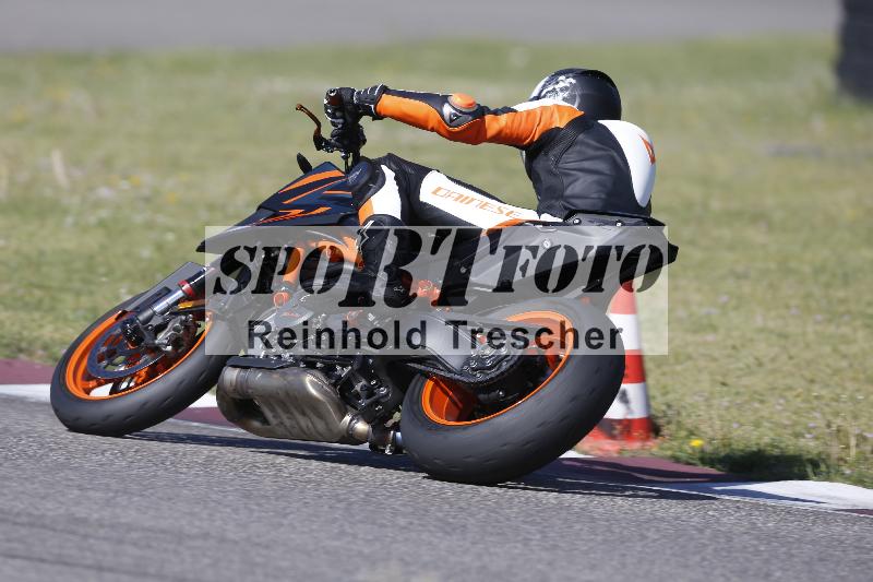 /10 20.04.2026  Pluess Moto Sport ADR/Freies Fahren/66